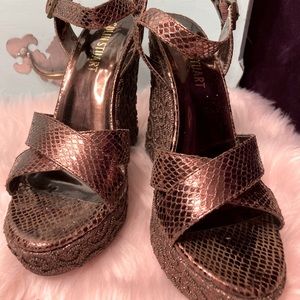 Colin Stuart 8 platform wedges